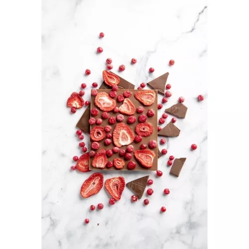 FEHÉRCSOKOLÁDÉ EPER ÉS KAKAÓBAB TÖRET