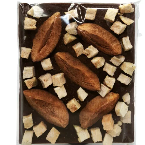 Tejcsokoládé fahéjas szilvával és almával 65G