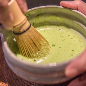 Matcha keverése